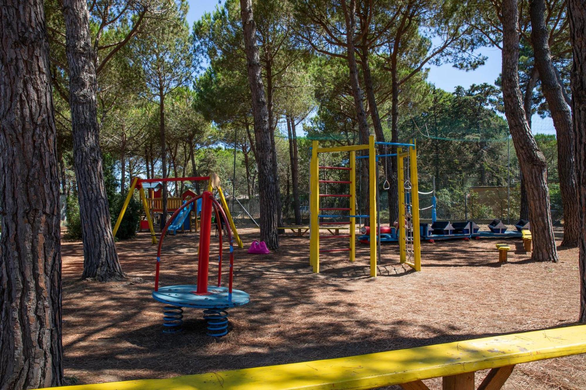 Gitavillage Argentario Албиния Экстерьер фото Playground in the park